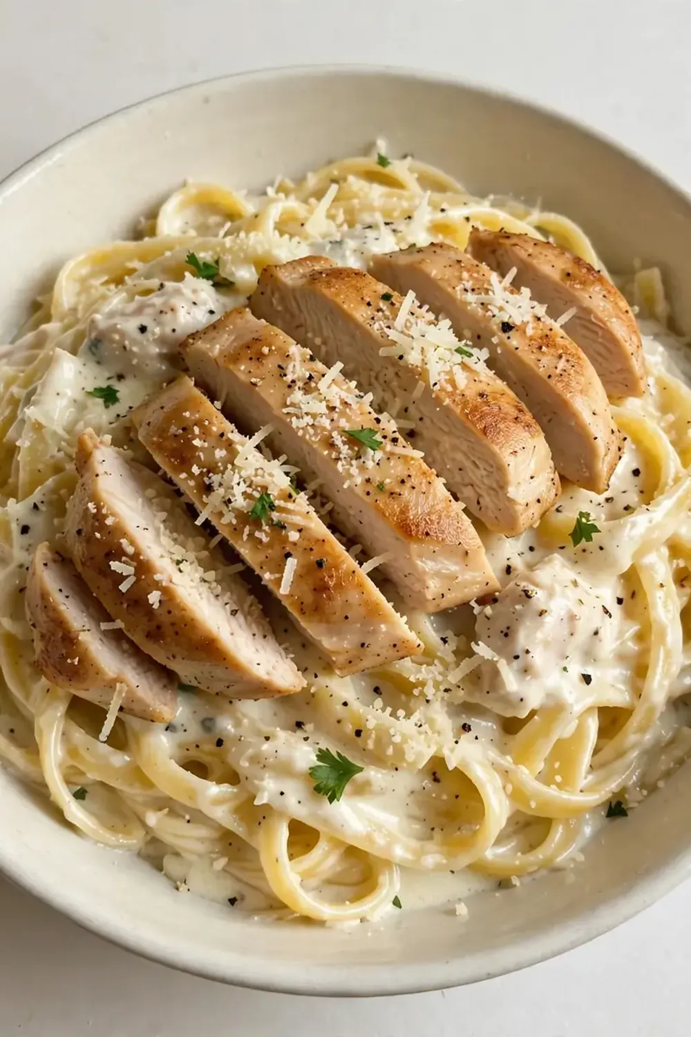 Creamy Chicken Alfredo Pasta